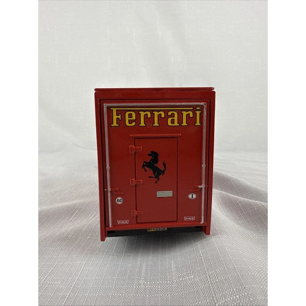 Old Cars 1:43 Ferrari Iveco Transporter